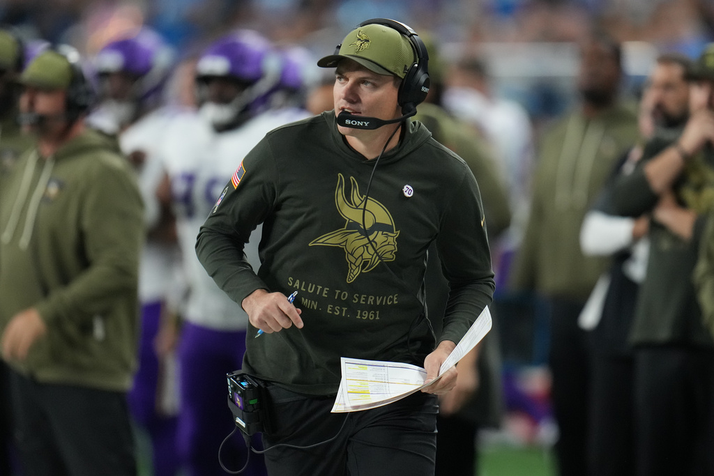 Minnesota Vikings head coach Kevin O'Connell stands on the sideline during the first half of an NFL football game against the Detroit Lions Sunday, Nov. 2, 2025, in Detroit. (AP Photo/Paul Sancya)