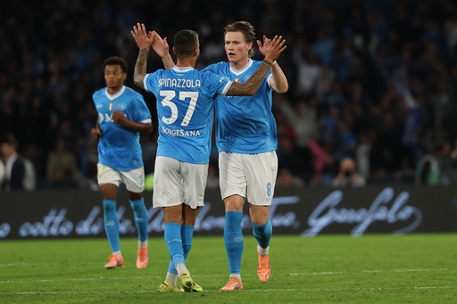 Napoli's Scott McTominay, right, celebrates after scoring their side's second goal of the game during the Italian Serie A soccer match between Napoli and Inter Milan, in Naples, Italy, Saturday, Oct. 25, 2025. (Alessandro Garofalo/LaPresse via AP) Napoli's Scott McTominay, right, celebrates after scoring their side's second goal of the game during the Italian Serie A soccer match between Napoli and Inter Milan, in Naples, Italy, Saturday, Oct. 25, 2025. (Alessandro Garofalo/LaPresse via AP)