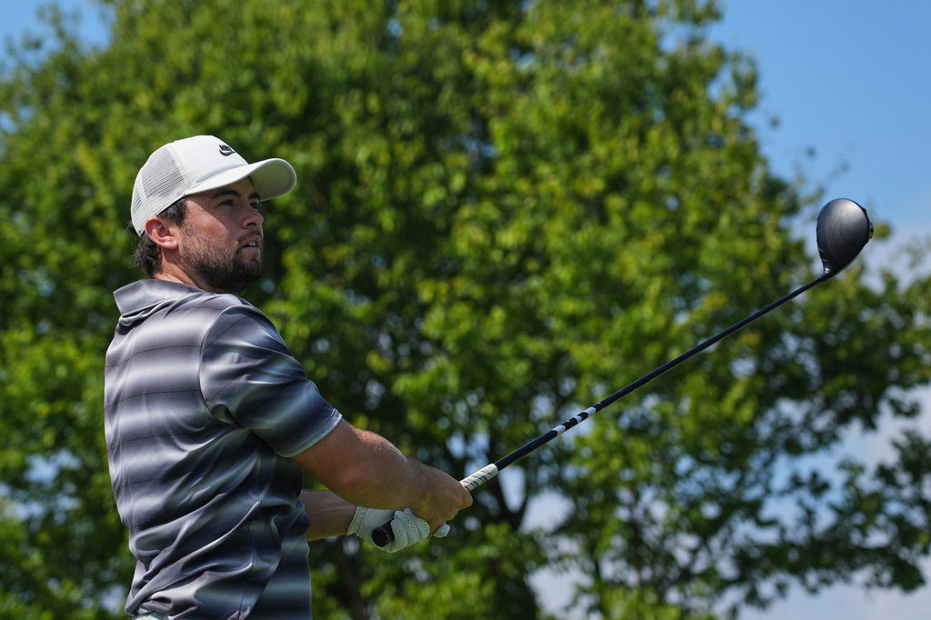 Alex Fitzpatrick, of England, hits from the second tee during the first round of the BMW Championship golf tournament Thursday, Aug. 20, 2026, in St. Louis. (AP Photo/Jeff Roberson)