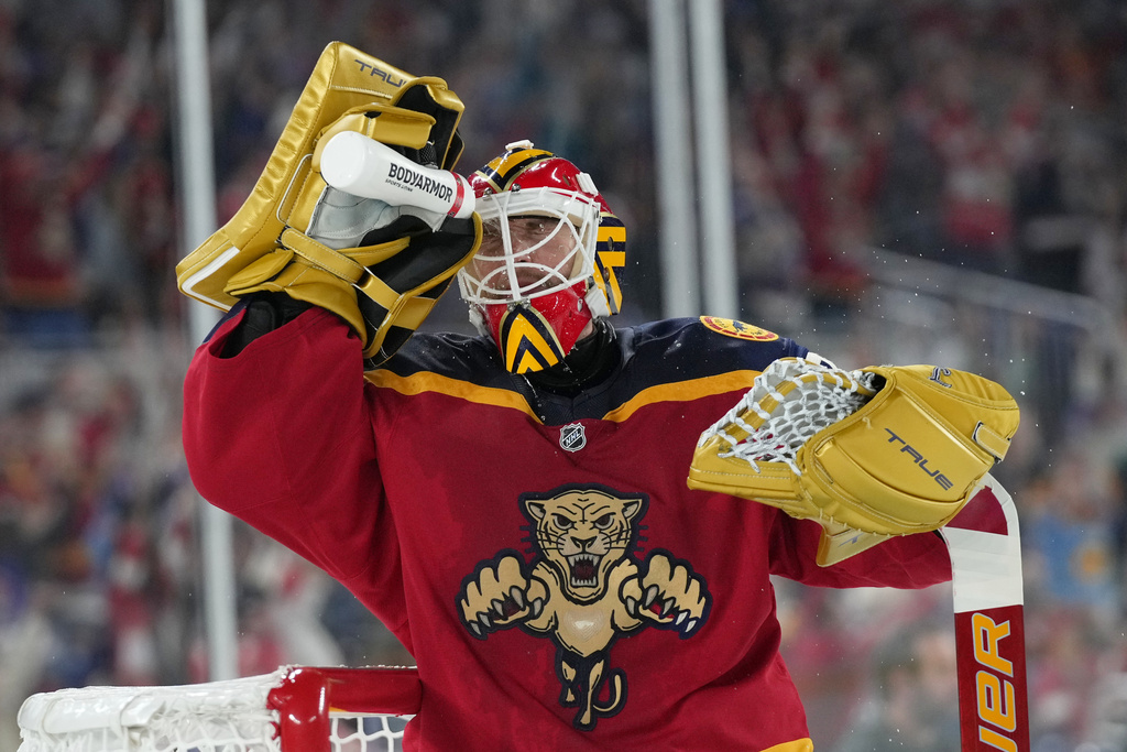 Florida Panthers goaltender Sergei Bobrovsky (72) sprays water on his face during the second period of the NHL Winter Classic outdoor hockey game against the New York Rangers, Friday, Jan. 2, 2026, in Miami. (AP Photo/Lynne Sladky)