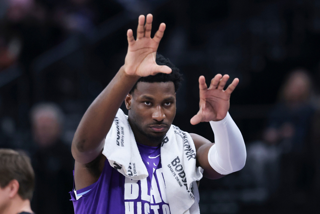 Utah Jazz forward Jaren Jackson Jr. reacts after a play against the Sacramento Kings during the first half of an NBA basketball game, Wednesday, Feb. 11, 2026, in Salt Lake City. (AP Photo/Rob Gray)