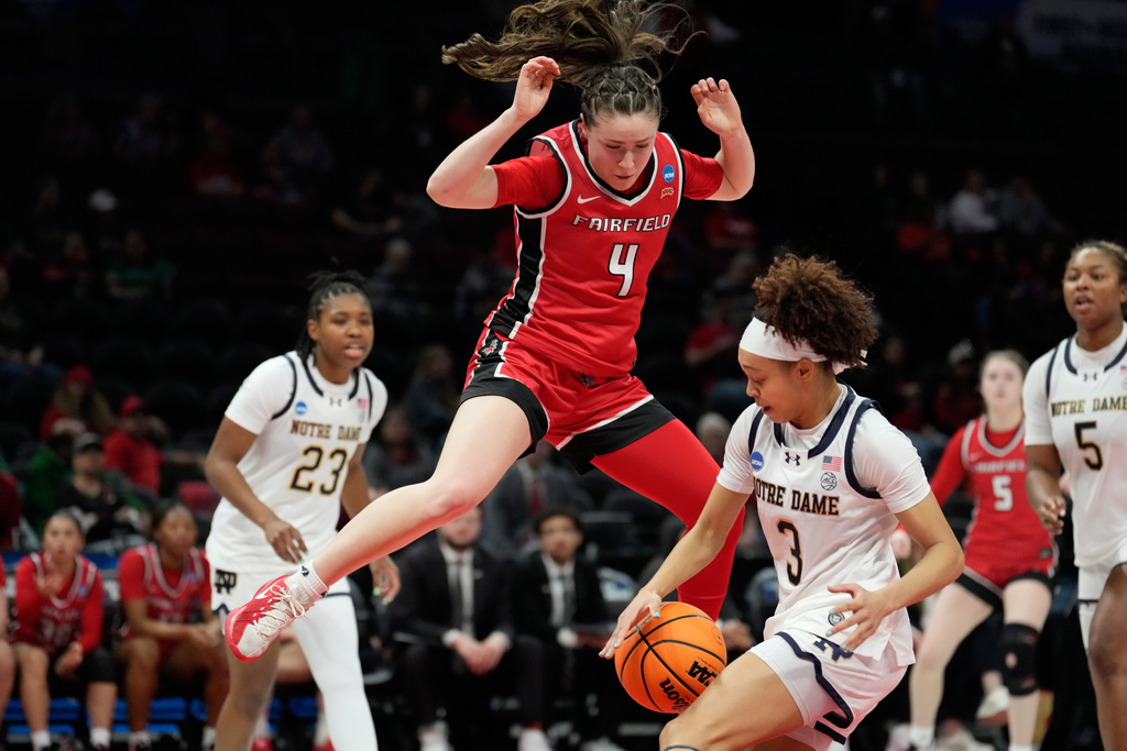 Notre Dame guard Hannah Hidalgo (3) steals the ball from Fairfield guard Kaety L'amoreaux (4) in the second half in the first round of the NCAA college basketball tournament, Saturday, March 21, 2026, in Columbus, Ohio. (AP Photo/Sue Ogrocki)