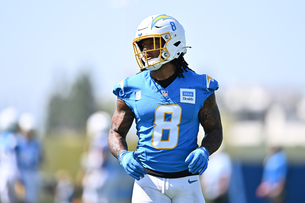 Los Angeles Chargers running back Omarion Hampton looks on during practice at the NFL football team's training camp Wednesday, July 29, 2026, in El Segundo, Calif. (AP Photo/William Liang)