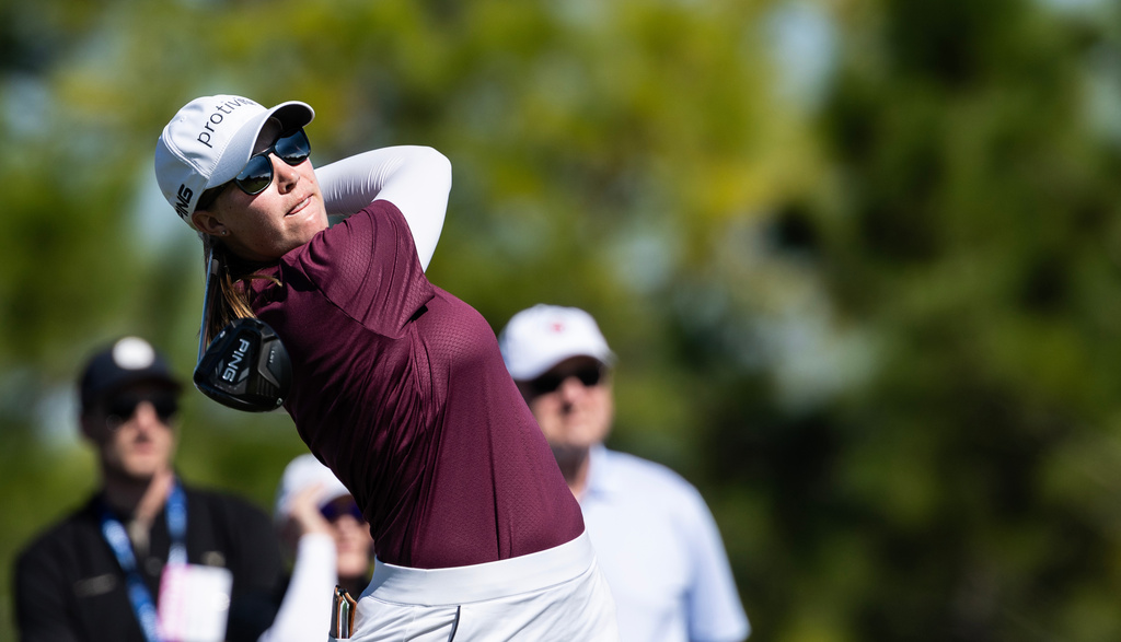 Jennifer Kupcho drives the ball off the fourth hole tee during the final round of The Annika LPGA golf tournament in Belleair, Fla., Sunday, Nov. 16, 2025. (AP Photo/Willie J. Allen Jr.)