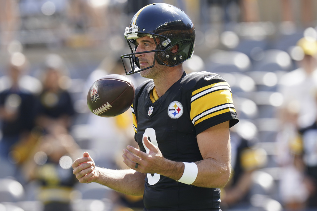 Pittsburgh Steelers quarterback Aaron Rodgers (8) warms up before an NFL football game against the Seattle Seahawks, Sunday, Sept. 14, 2025, in Pittsburgh. (AP Photo/Matt Freed)