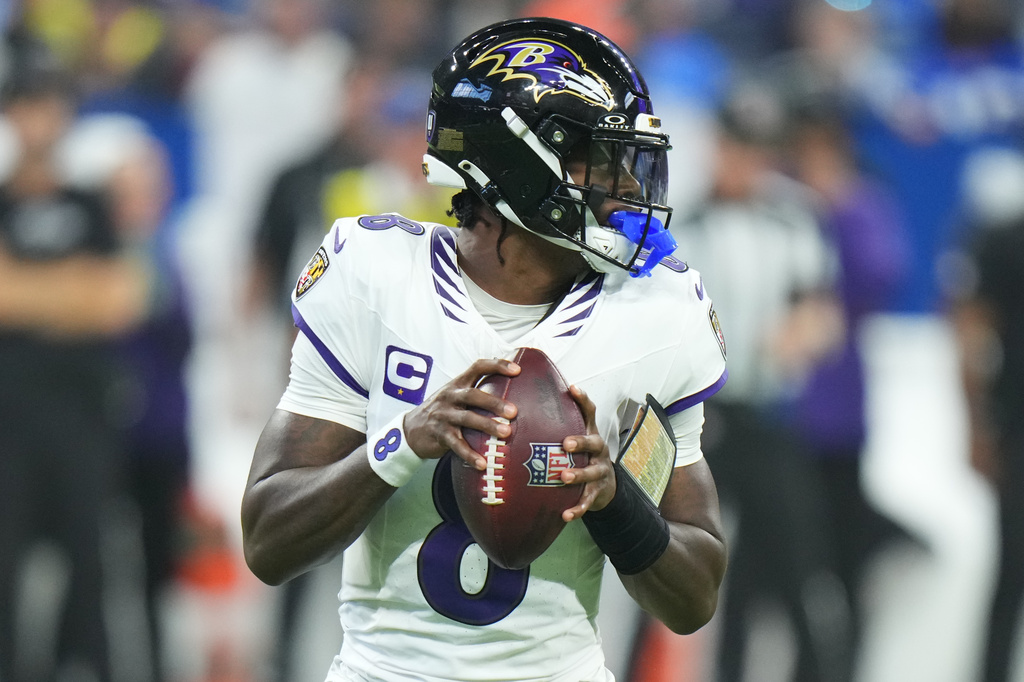 Baltimore Ravens' Lamar Jackson throws during the second half of an NFL football game against the Indianapolis Colts Sunday, Sept. 13, 2026, in Indianapolis. (AP Photo/AJ Mast)