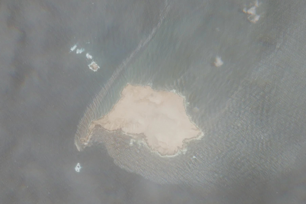 This satellite image released by European Space Agency shows oil leaking from a grounded U.K.-sanctioned tanker near Qibliyah Island off the coast of Oman, Sunday, Aug. 2, 2026. (European Space Agency via AP)