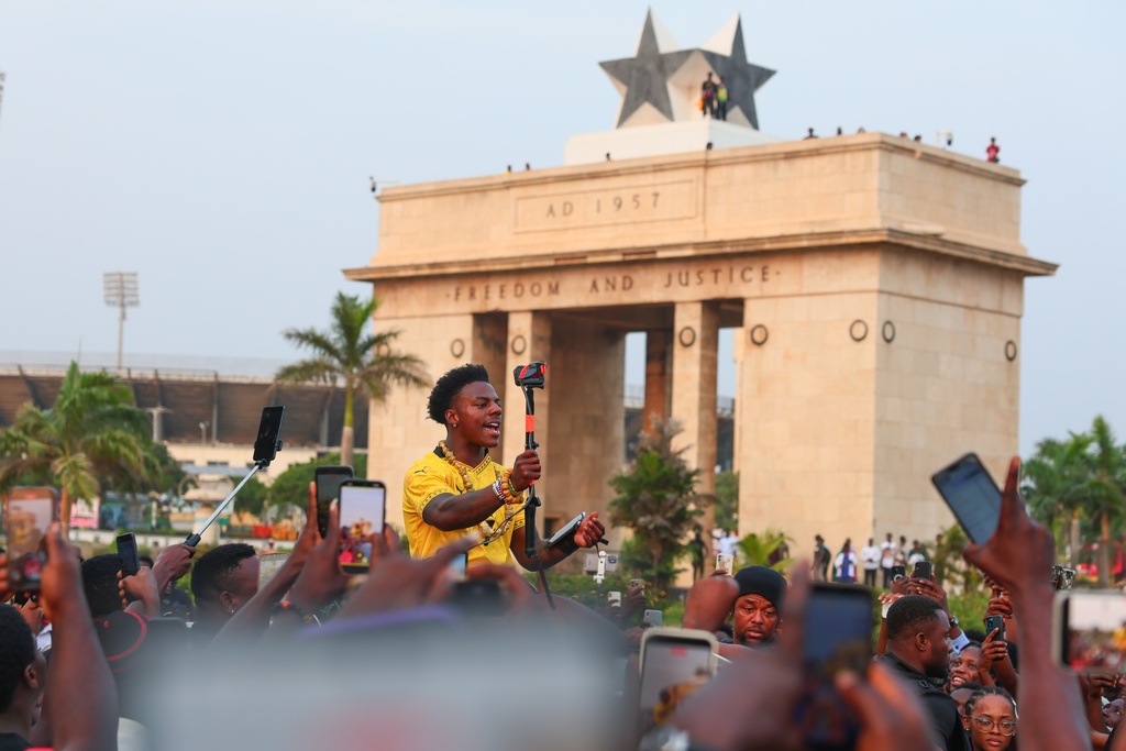American YouTuber and online streamer Darren Jason Watkins Jr., known as IShowSpeed, meets fans at Independence Square in Accra, Ghana, during his Africa tour, Monday, Jan. 26, 2026. (AP Photo/Tsraha Yaw)