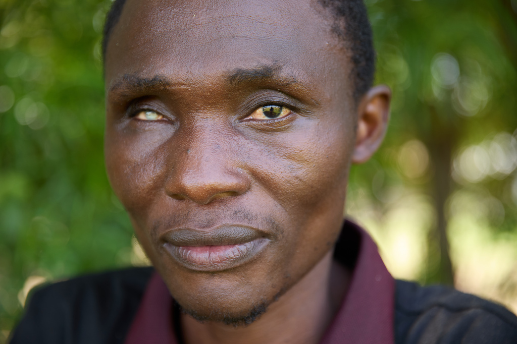 Professional mourner Francis Oyoo draws on personal loss to enter an emotional state during a funeral on the outskirts of Kisumu, Kenya, Friday, March 13, 2026. (AP Photo/Asa Wallin)