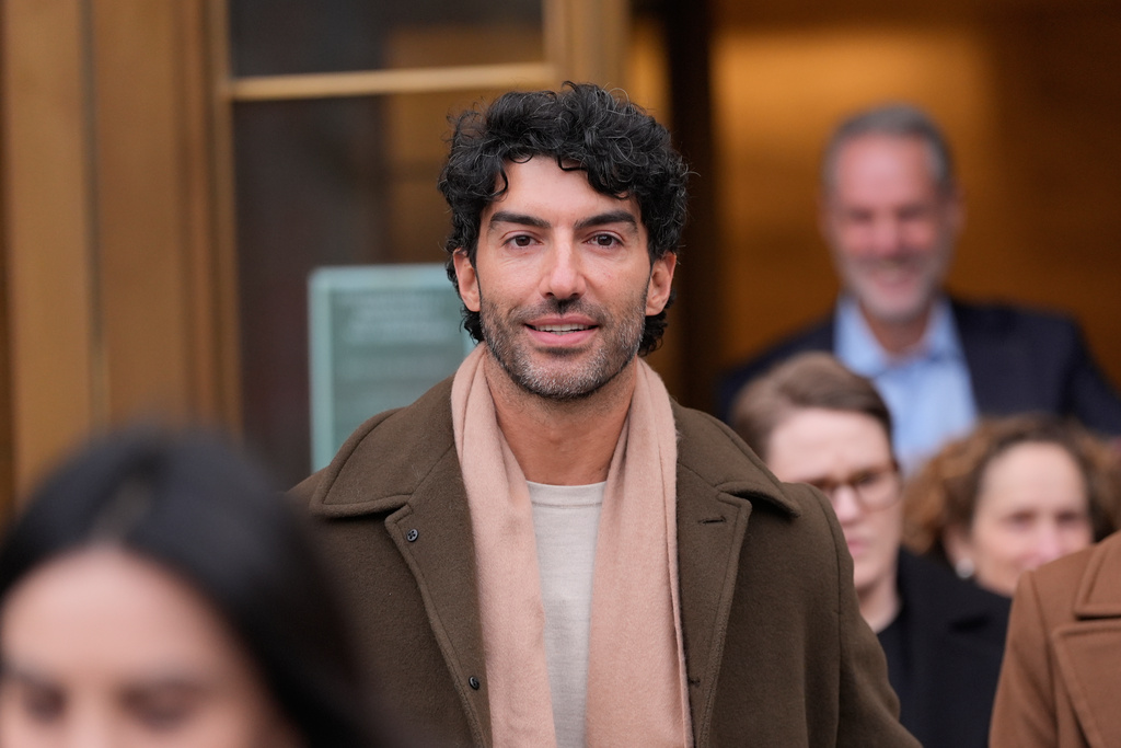 Justin Baldoni leaves a courthouse, in New York, Wednesday, Feb. 11, 2026. (AP Photo/Seth Wenig)