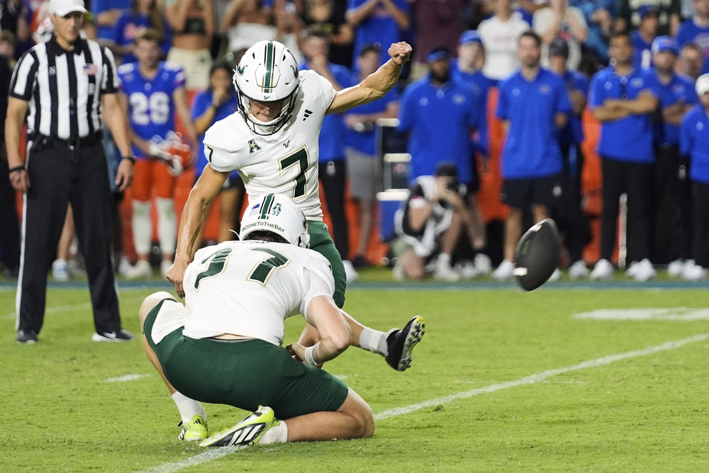 South Florida place kicker Nico Gramatica makes a game winning 19-yard field goal against Florida as time expired on the clock in an NCAA college football game, Saturday, Sept. 6, 2025, in Gainesville, Fla. (AP Photo/John Raoux)