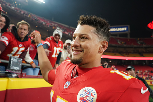 Kansas City Chiefs quarterback Patrick Mahomes smiles following an NFL football game against the Washington Commanders Monday, Oct. 27, 2025, in Kansas City, Mo. (AP Photo/Ed Zurga) Kansas City Chiefs quarterback Patrick Mahomes smiles following an NFL football game against the Washington Commanders Monday, Oct. 27, 2025, in Kansas City, Mo. (AP Photo/Ed Zurga)