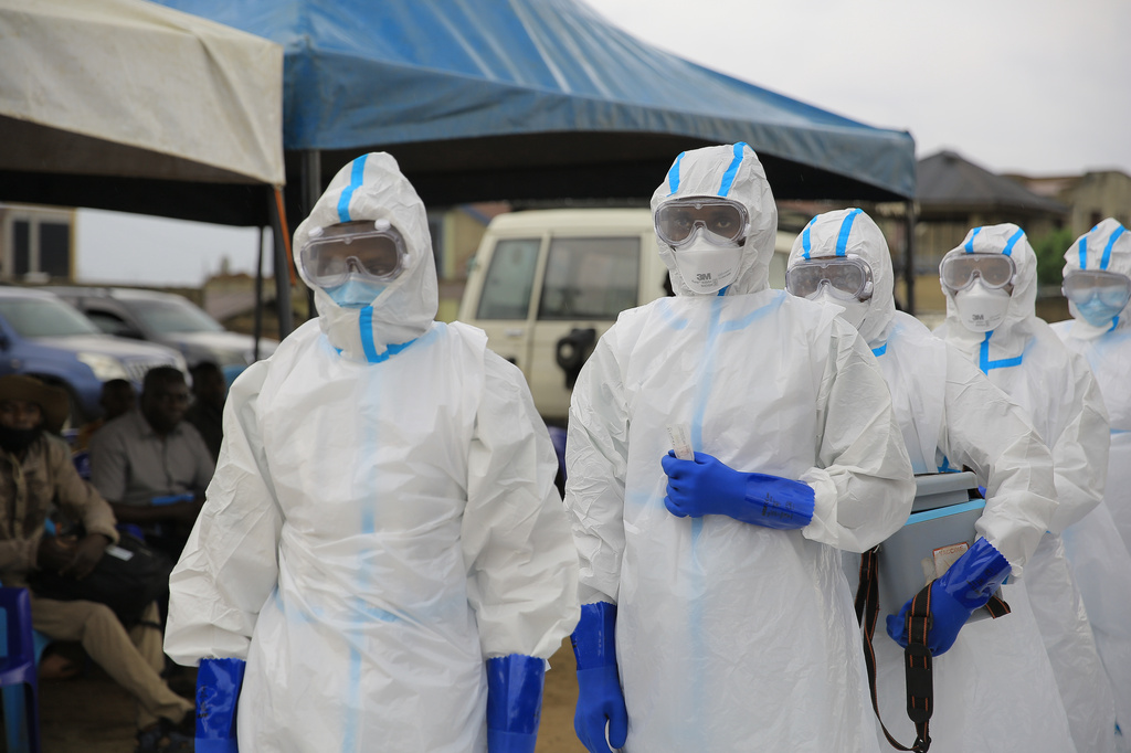 Ebola response teams organize a public demonstration to raise awareness about the Ebola virus disease in Beni, North Kivu province, eastern Congo, Tuesday, Sept. 22, 2026. (AP Photo/Sebastien Kitsa Musayi)