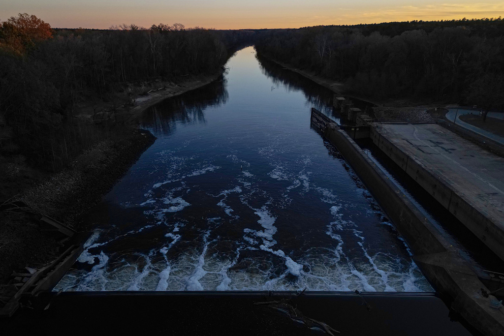 The US Lock & Dam on the Cape Fear River in Fayetteville, N.C., on Thursday, Dec. 11, 2025. (AP Photo/Carolyn Kaster)