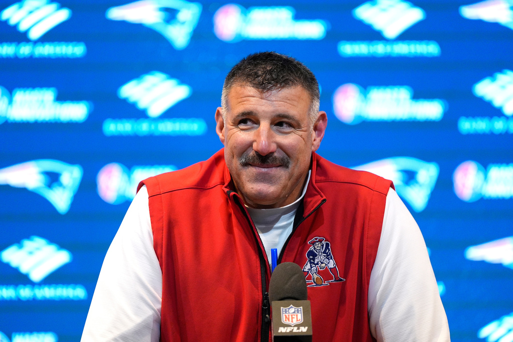 New England Patriots head coach Mike Vrabel talks to the media during a news conference after defeating the New York Giants in an NFL football game Monday, Dec. 1, 2025, in Foxborough, Mass. (AP Photo/Charles Krupa)