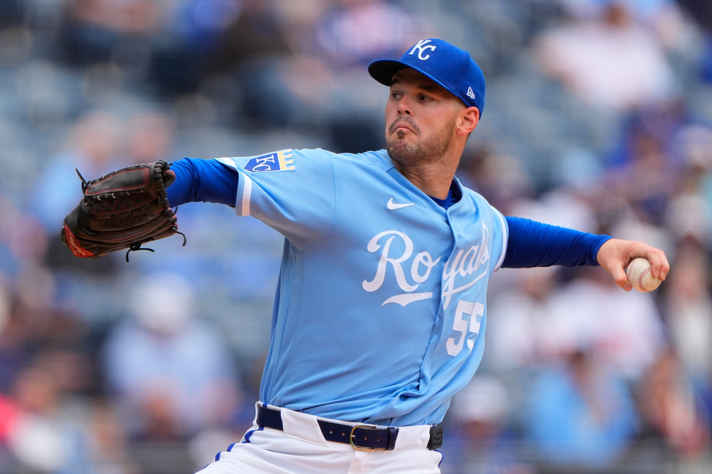 Kansas City Royals starting pitcher Cole Ragans throws during the first inning of a baseball game against the Minnesota Twins, Thursday, April 2, 2026, in Kansas City, Mo. (AP Photo/Charlie Riedel)