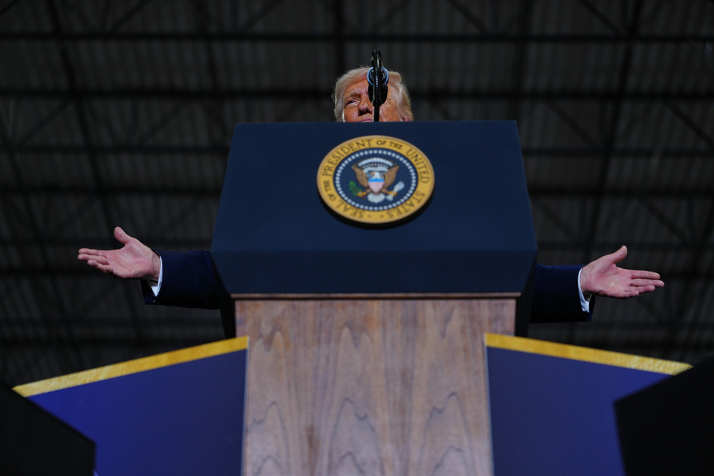 President Donald Trump speaks at Verst Logistics Wednesday, March 11, 2026, in Hebron, Ky. (AP Photo/Julia Demaree Nikhinson)