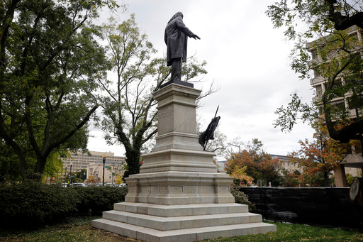 A statue of Confederate general Albert Pike has been reinstalled in a park near the headquarters of the Department of Labor, Tuesday, Oct. 28, 2025, in Washington. (AP Photo/Rahmat Gul) A statue of Confederate general Albert Pike has been reinstalled in a park near the headquarters of the Department of Labor, Tuesday, Oct. 28, 2025, in Washington. (AP Photo/Rahmat Gul)
