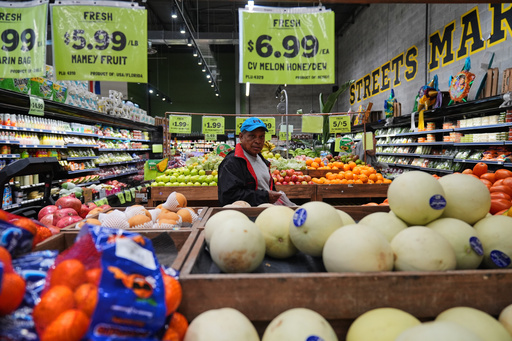 A person shops for produce, which is covered by the USDA Supplemental Nutrition Assistance Program (SNAP), at a grocery store in Baltimore, Thursday, Oct. 30, 2025. (AP Photo/Stephanie Scarbrough) A person shops for produce, which is covered by the USDA Supplemental Nutrition Assistance Program (SNAP), at a grocery store in Baltimore, Thursday, Oct. 30, 2025. (AP Photo/Stephanie Scarbrough)