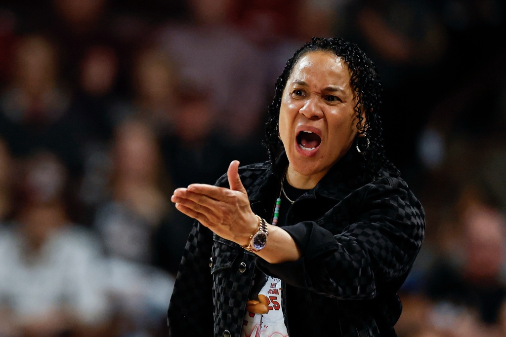 South Carolina head coach Dawn Staley argues a call during the second half of an NCAA college basketball game against Missouri in Columbia, S.C., Thursday, Feb. 26, 2026. (AP Photo/Nell Redmond)