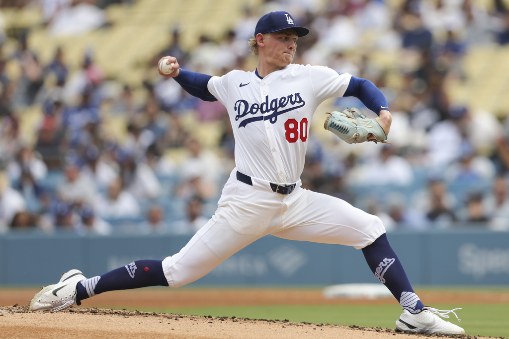 Los Angeles Dodgers pitcher Emmet Sheehan throws to a San Francisco Giants batter during the third inning of a baseball game, Sunday, Sept. 21, 2025, in Los Angeles. (AP Photo/Jessie Alcheh)