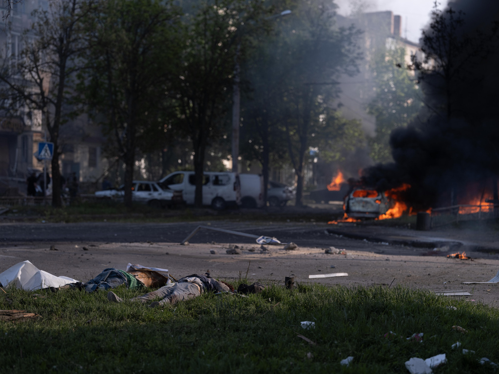 This photo provided by Ukraine's 93rd Kholodnyi Yar Separate Mechanized Brigade press service, shows the site of an aerial guided bomb strike after Russia's air attack in Kramatorsk, Donetsk region, Ukraine, Tuesday, May 5, 2026. (Iryna Rybakova/Ukraine's 93rd Mechanized Brigade via AP)