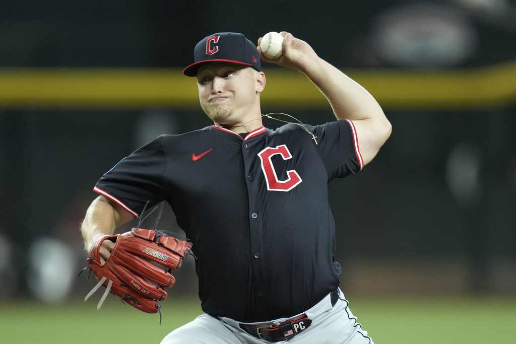 Cleveland Guardians starting pitcher Parker Messick throws against the Arizona Diamondbacks during the first inning of a baseball game Wednesday, Aug. 20, 2025, in Phoenix. (AP Photo/Ross D. Franklin)