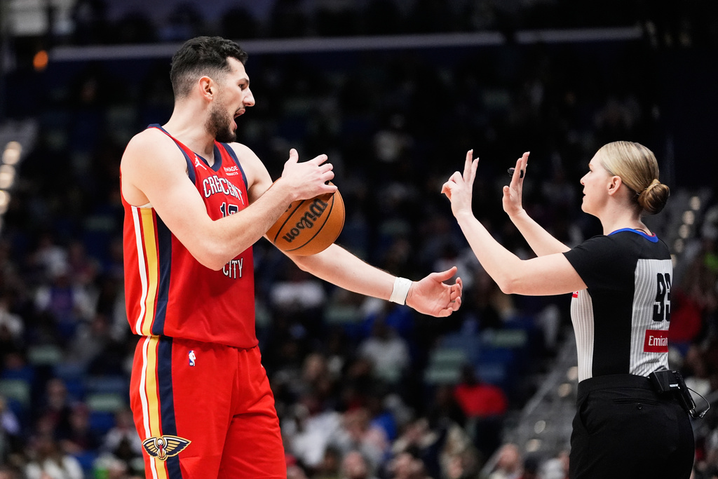 New Orleans Pelicans forward Karlo Matkovic appeals to referee Jenna Reneau in the second half of an NBA basketball game against the Detroit Pistons, Wednesday, Jan. 21, 2026, in New Orleans. (AP Photo/Gerald Herbert)