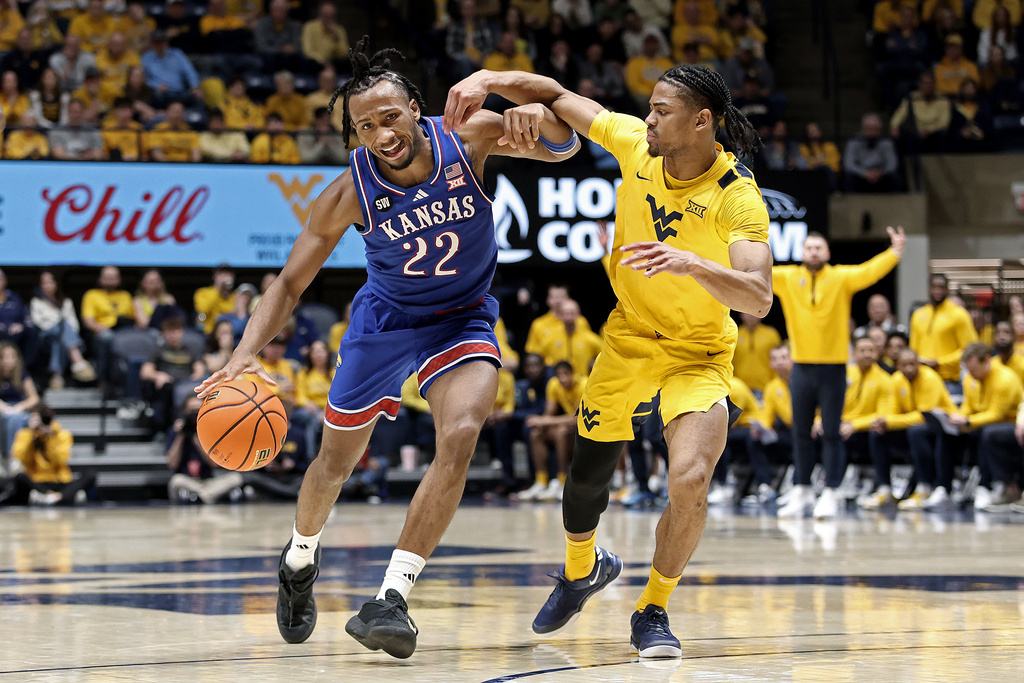 Peterson's lackluster second half leads to another road loss for No. 22 Kansas