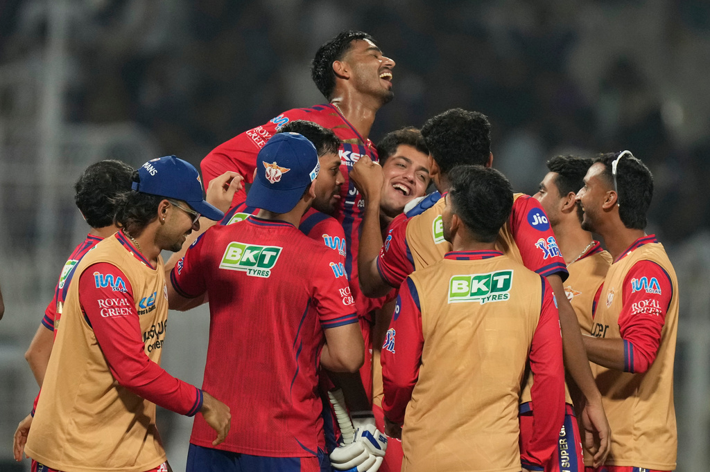 Lucknow Super Giants' Mukul Choudhary with teammates celebrate the win over Kolkata Knight Riders in the Indian Premier League cricket match between Kolkata Knight Riders and Lucknow Super Giants in Kolkata, India, Thursday, April 9, 2026. (AP Photo/Bikas Das)