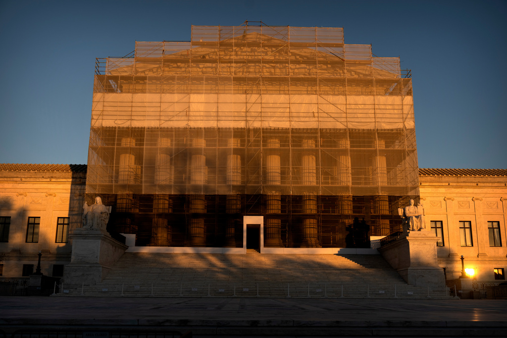 The Supreme Court building is photographed near sunset Tuesday, Nov. 4, 2025, in Washington. (AP Photo/Mark Schiefelbein)