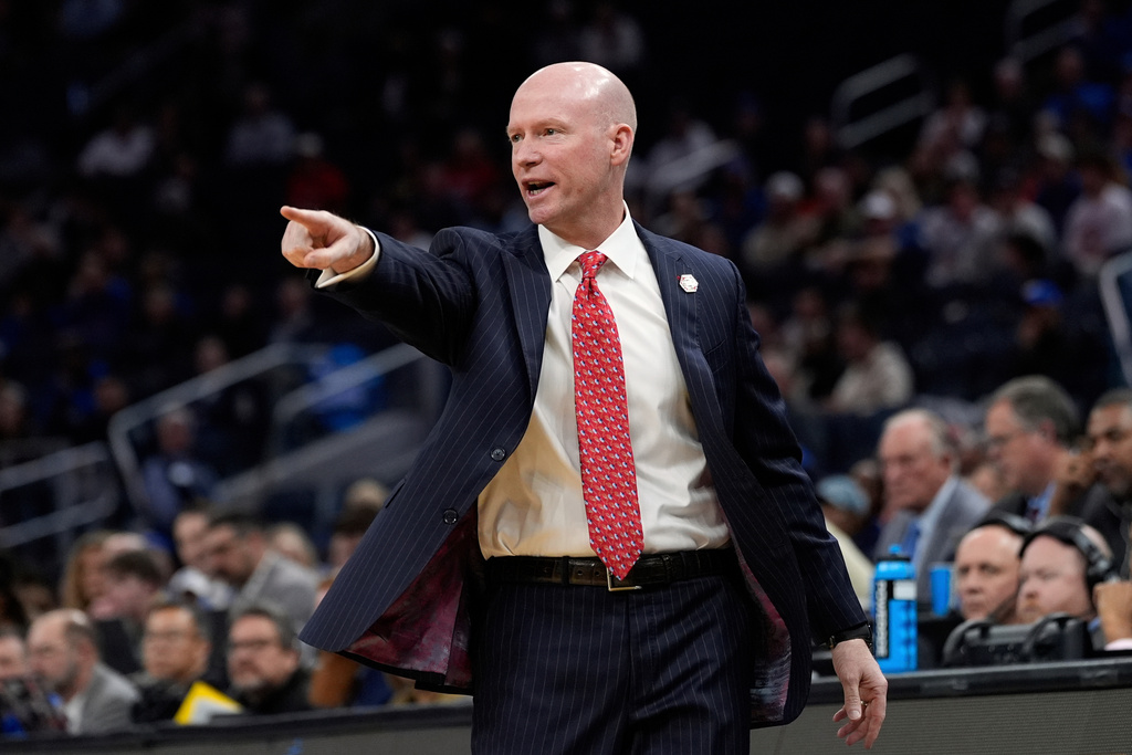 FILE - Maryland head coach Kevin Willard, now coaching at Villanova, reacts during the first half in the Sweet 16 of the NCAA college basketball tournament game against Florida, Thursday, March 27, 2025, in San Francisco. (AP Photo/Godofredo A. Vásquez, File)