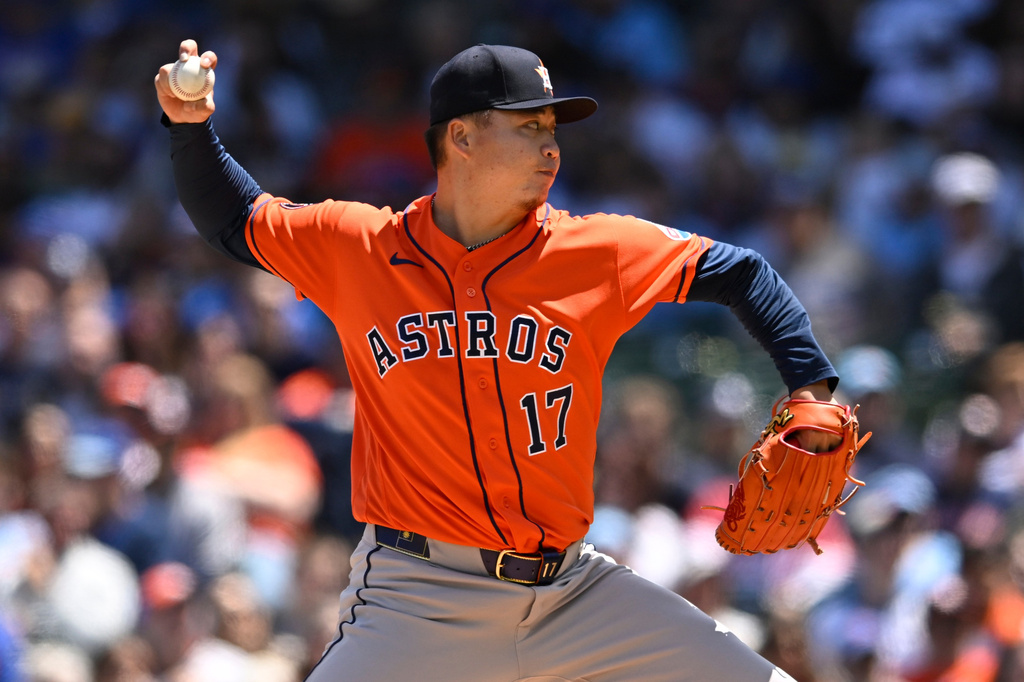 Houston Astros starter Kai-Wei Teng delivers a pitch during the first inning of a baseball game against the Chicago Cubs in Chicago, Saturday, May 23, 2026. (AP Photo/Paul Beaty)