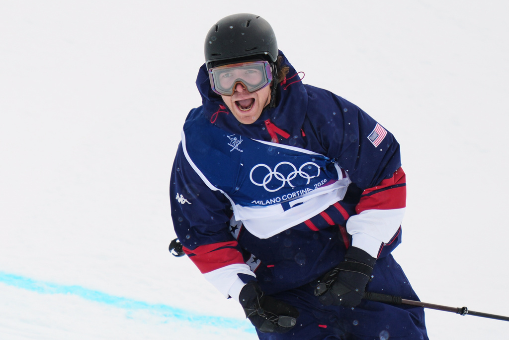 United States' Hunter Hess reacts during the men's freestyle skiing halfpipe qualifications at the 2026 Winter Olympics, in Livigno, Italy, Friday, Feb. 20, 2026. (AP Photo/Julia Demaree Nikhinson)