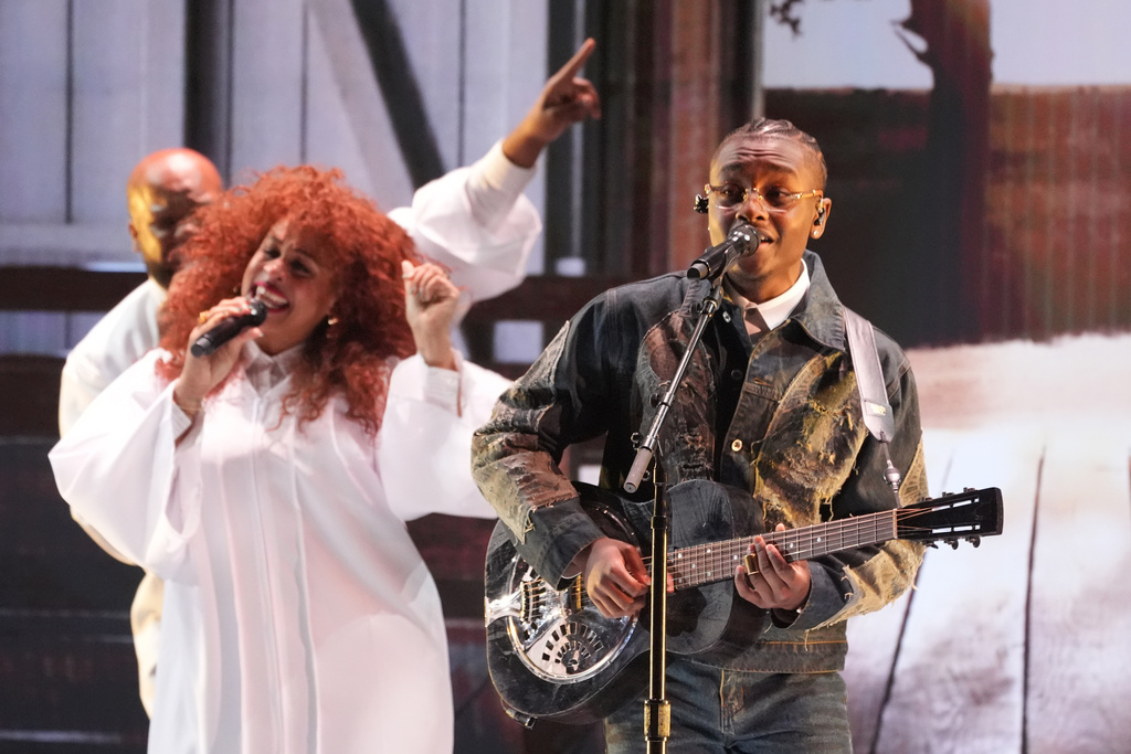 Miles Caton, center, performs 'This Little Light of Mine' during the 32nd Annual Actor Awards on Sunday, March 1, 2026, at the Shrine Auditorium and Expo Hall in Los Angeles. (AP Photo/Chris Pizzello)