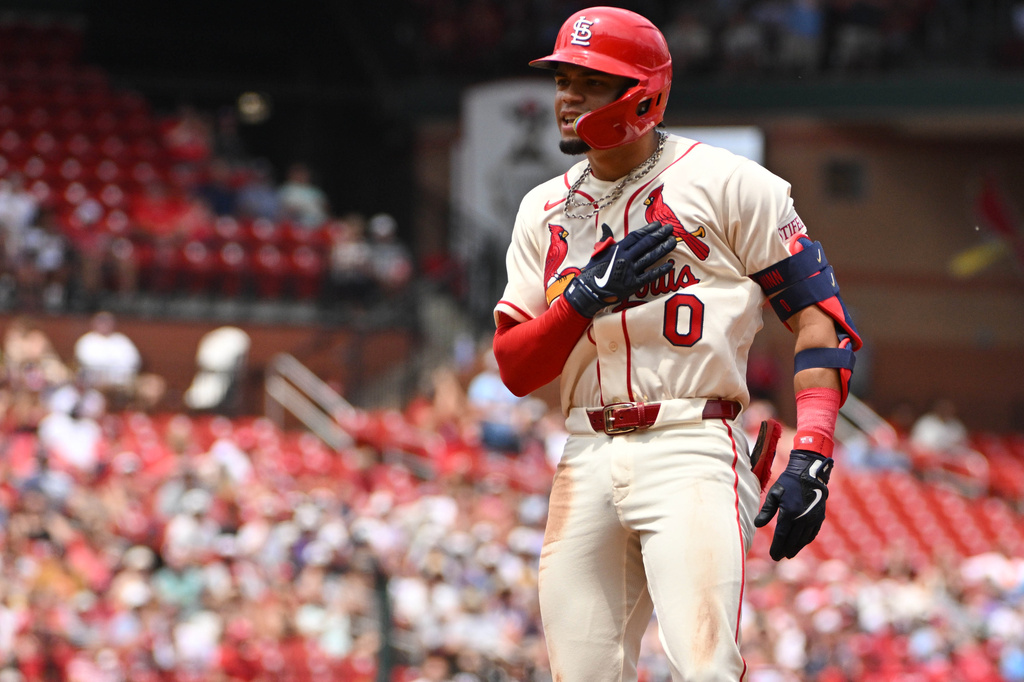 St. Louis Cardinals' Masyn Winn reacts after hitting a two-run single against the Cincinnati Reds during the second inning of a baseball game Saturday, June 6, 2026, in St. Louis. (AP Photo/Jeff Le)