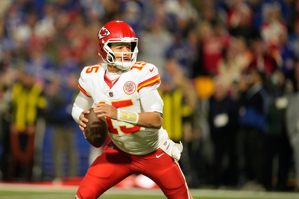 Kansas City Chiefs quarterback Patrick Mahomes drops back to pass during the first half of an NFL football game against the Buffalo Bills Sunday, Nov. 2, 2025, in Orchard Park. N.Y. (AP Photo/Sue Ogrocki)