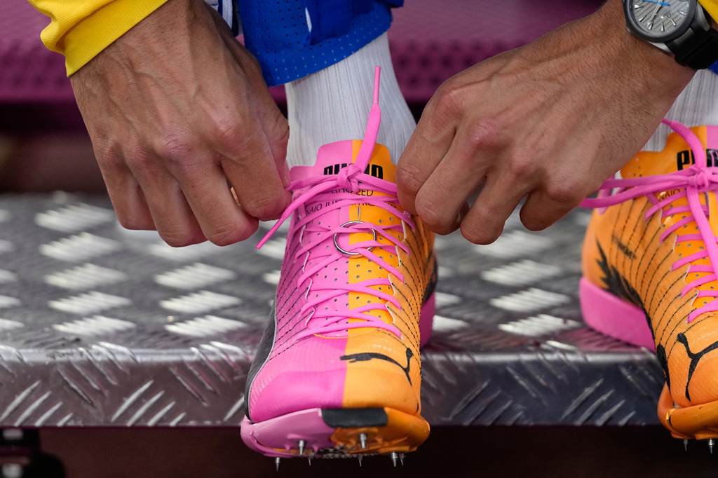 Sweden's Armand Duplantis wears his wedding ring on his competition shoe shoelace at the European Athletics Championships in Birmingham, England, Sunday, Aug. 16, 2026. (AP Photo/Matthias Schrader)