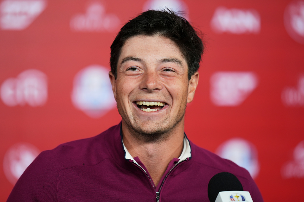 Europe's Viktor Hovland speaks during a news conference at the Ryder Cup golf tournament, Thursday, Sept. 25, 2025, on the Bethpage Black golf course, in Farmingdale, N.Y. (AP Photo/Seth Wenig)