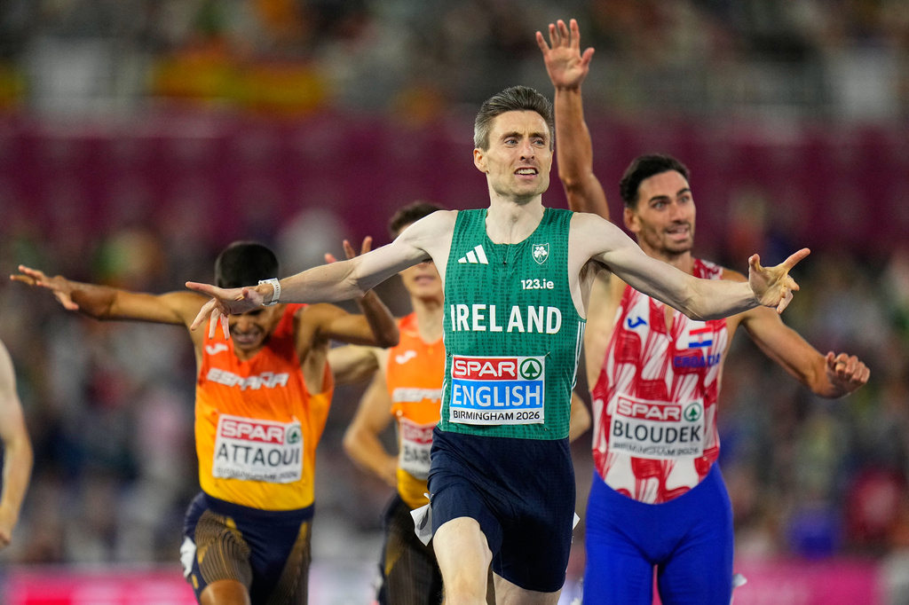 Mark English of Ireland celebrates after winning the gold medal in the men's 800 meters final at the European Athletics Championships in Birmingham, England, Thursday, Aug. 13, 2026. (AP Photo/Petr David Josek)