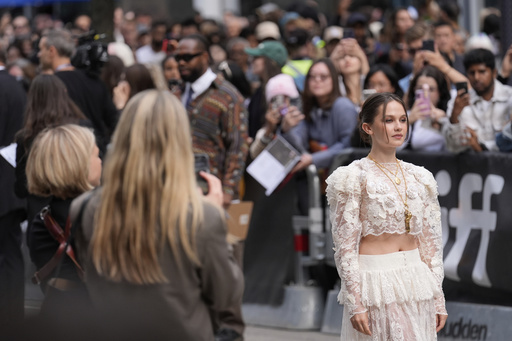 Cailee Spaeny attends the premiere of "Wake Up Dead Man: A Knives Out Mystery" at the Princess of Wales Theatre during the Toronto International Film Festival on Saturday, Sept. 6, 2025, in Toronto. (AP Photo/Chris Pizzello) Cailee Spaeny attends the premiere of "Wake Up Dead Man: A Knives Out Mystery" at the Princess of Wales Theatre during the Toronto International Film Festival on Saturday, Sept. 6, 2025, in Toronto. (AP Photo/Chris Pizzello)