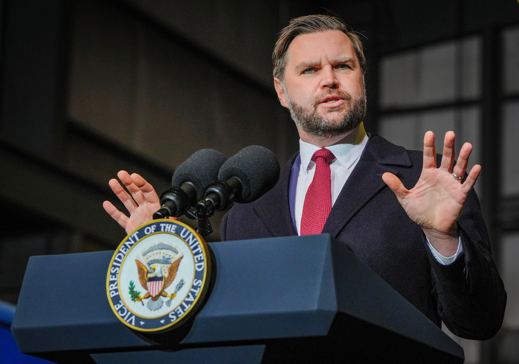 Vice President JD Vance delivers remarks highlighting the Trump Administration's commitment to lower prices, bigger paychecks, and creating more good-paying jobs in Ohio and across the Midwest Thursday, Jan. 22, 2026, at Midwest Terminals in Toledo, Ohio. (Jeremy Wadsworth /The Blade via AP)