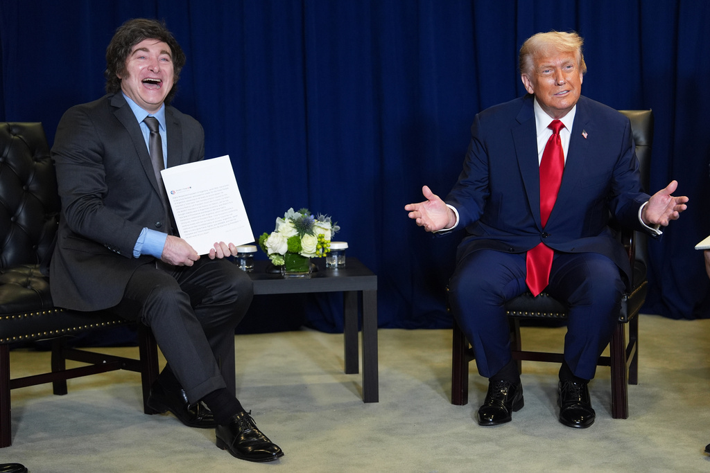 President Donald Trump meets with Argentine President Javier Milei during the United Nations General Assembly, Tuesday, Sept. 23, 2025, in New York. (AP Photo/Evan Vucci)
