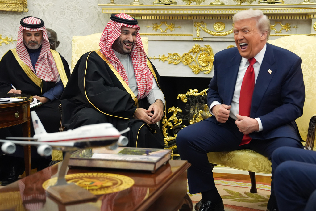 FILE - President Donald Trump meets with Saudi Arabia's Crown Prince Mohammed bin Salman in the Oval Office of the White House in Washington, Nov. 18, 2025. (AP Photo/Evan Vucci, File)