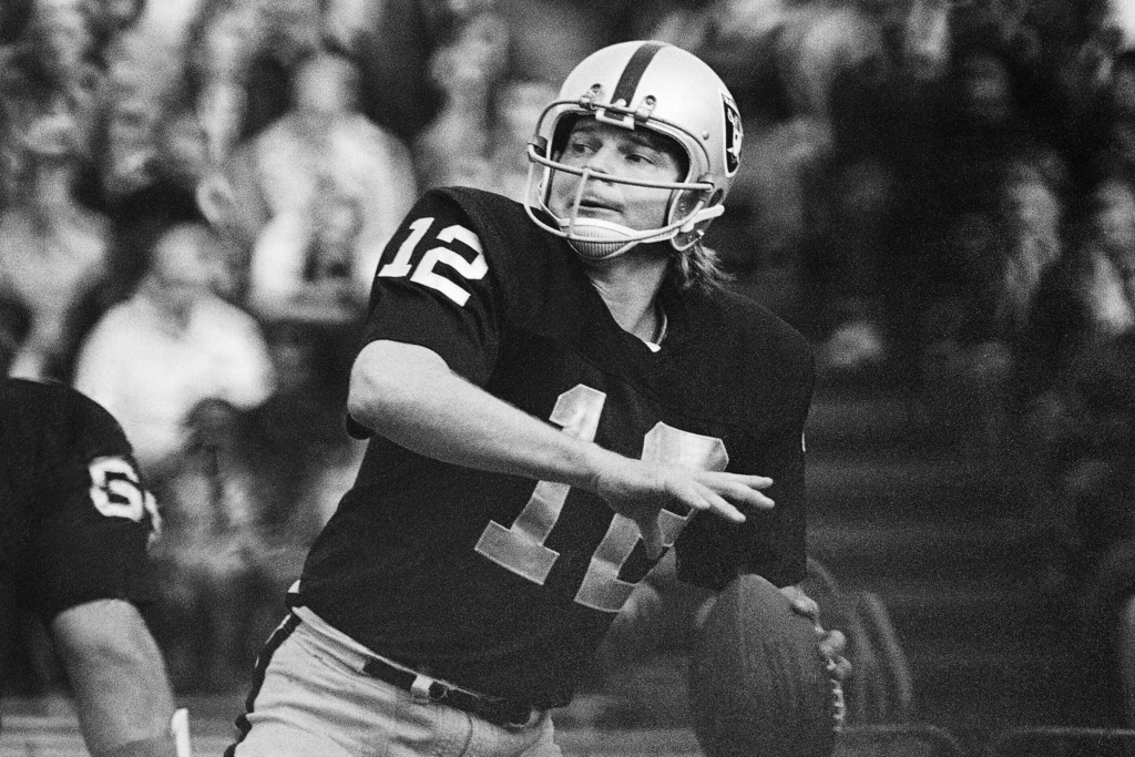 FILE - In this 1974 file photo, Oakland Raiders quarterback Ken Stabler looks to pass. (AP Photo/File)