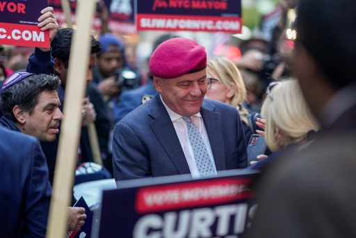 Republican candidate Curtis Sliwa greets supporters upon arriving to participate in a mayoral debate, Thursday, Oct. 16, 2025, in New York. (AP Photo/Angelina Katsanis) Republican candidate Curtis Sliwa greets supporters upon arriving to participate in a mayoral debate, Thursday, Oct. 16, 2025, in New York. (AP Photo/Angelina Katsanis)