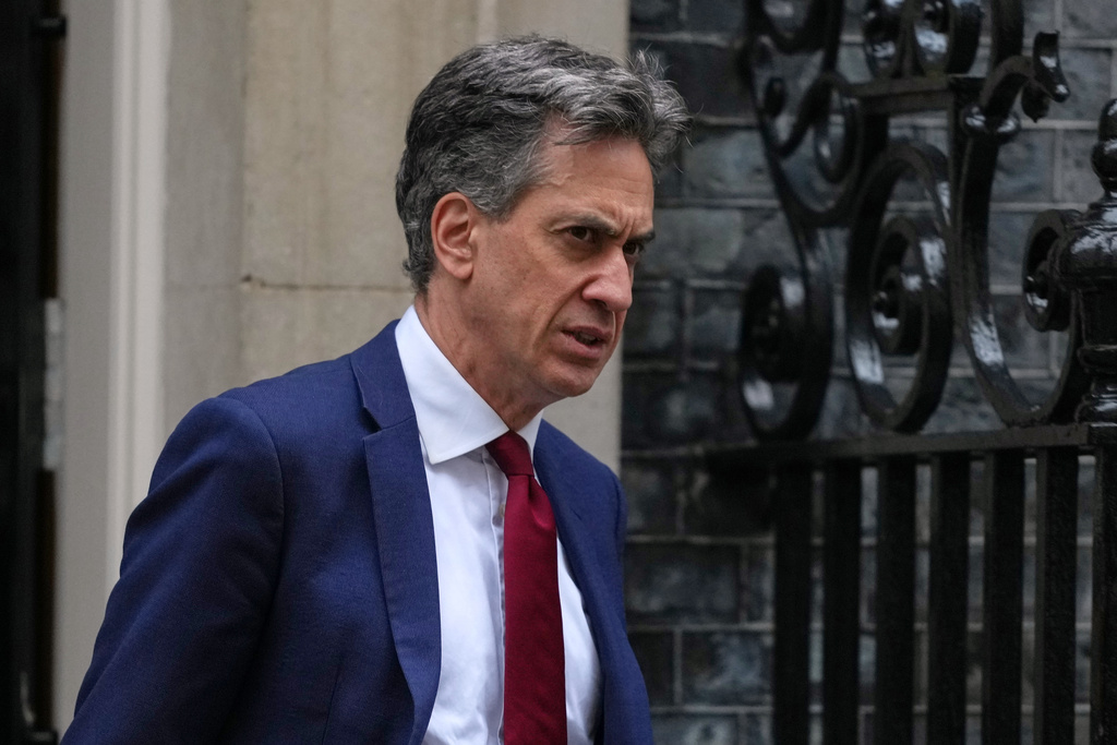 Ed Miliband, Britain's Secretary of State for Energy Security and Net Zero leaves 10 Downing Street after a cabinet meeting in London, Tuesday, Feb. 10, 2026.(AP Photo/Alastair Grant)