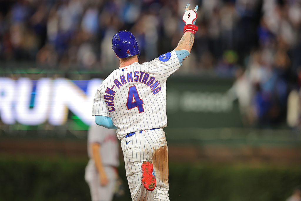 Chicago Cubs' Pete Crow-Armstrong celebrates his home run during the seventh inning of a baseball game against the Atlanta Braves, Wednesday, Sept. 16, 2026, in Chicago. (AP Photo/Melissa Tamez)