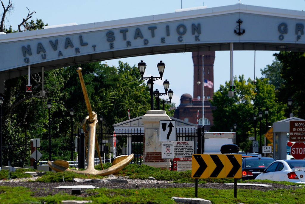Main entrance for Naval Station Great Lakes, about 35 miles north of Chicago, is seen, Thursday, Aug. 28, 2025, in Great Lakes, Ill. (AP Photo/Kiichiro Sato)