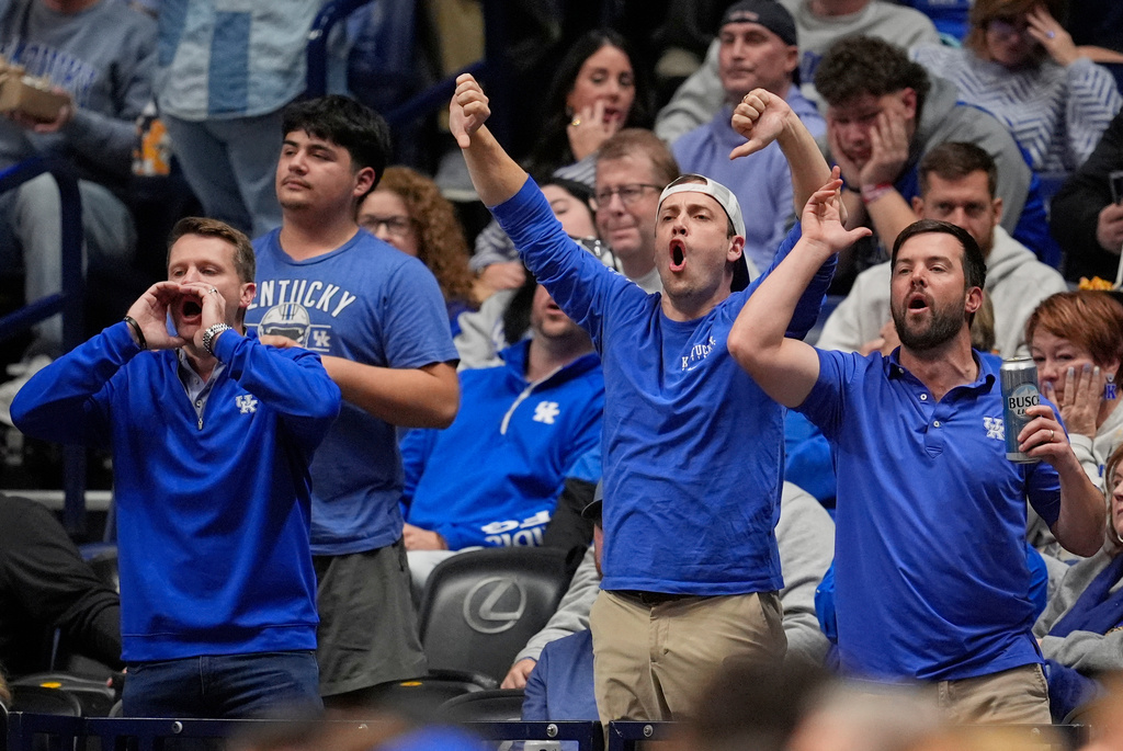 Kentucky fans boo during the first half of an NCAA college basketball game against Gonzaga, Friday, Dec. 5, 2025, in Nashville, Tenn. (AP Photo/George Walker IV)